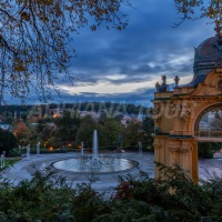 Večerní Mariánské Lázně - Zpívající fontána